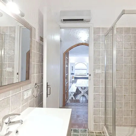 Vakantiehuis 'villa La Marinedda By Interhome Isola Rossa (Sassari)